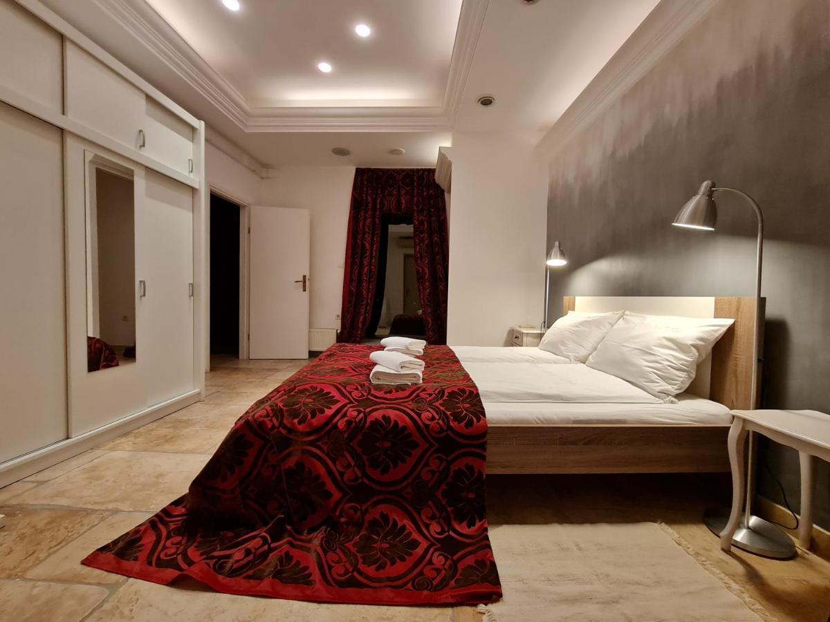 Apartmani N.May'S Karlovac Extérieur photo