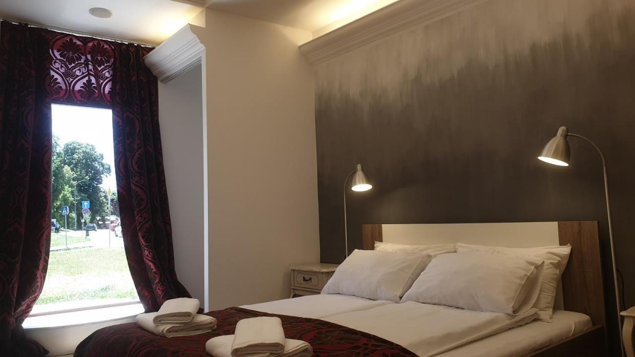 Apartmani N.May'S Karlovac Extérieur photo