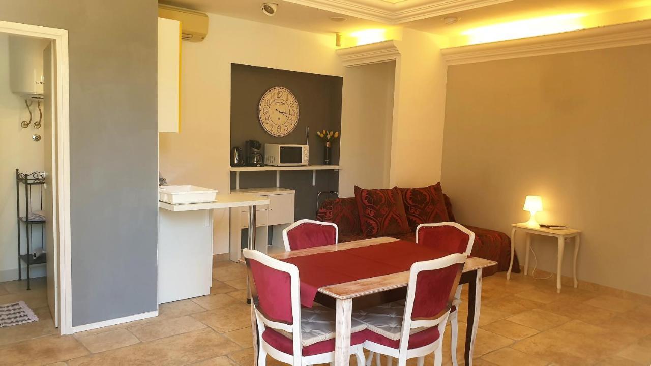 Apartmani N.May'S Karlovac Extérieur photo
