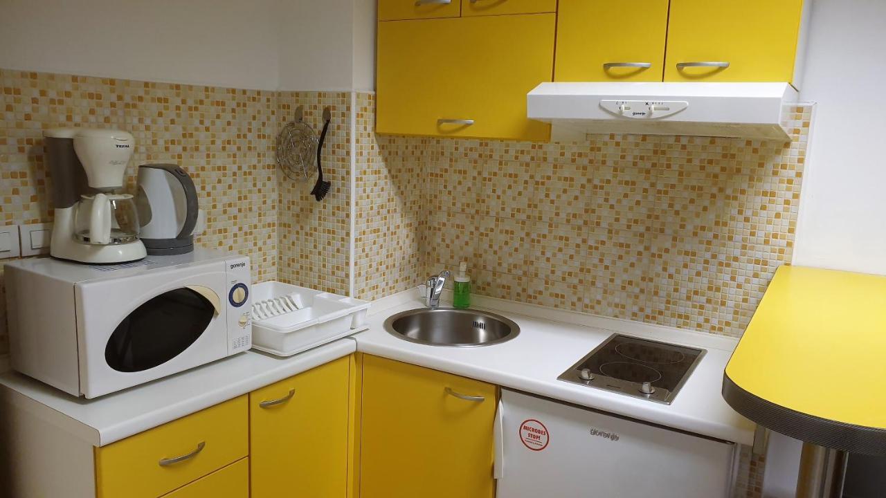Apartmani N.May'S Karlovac Extérieur photo