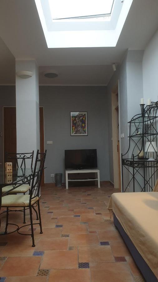 Apartmani N.May'S Karlovac Extérieur photo