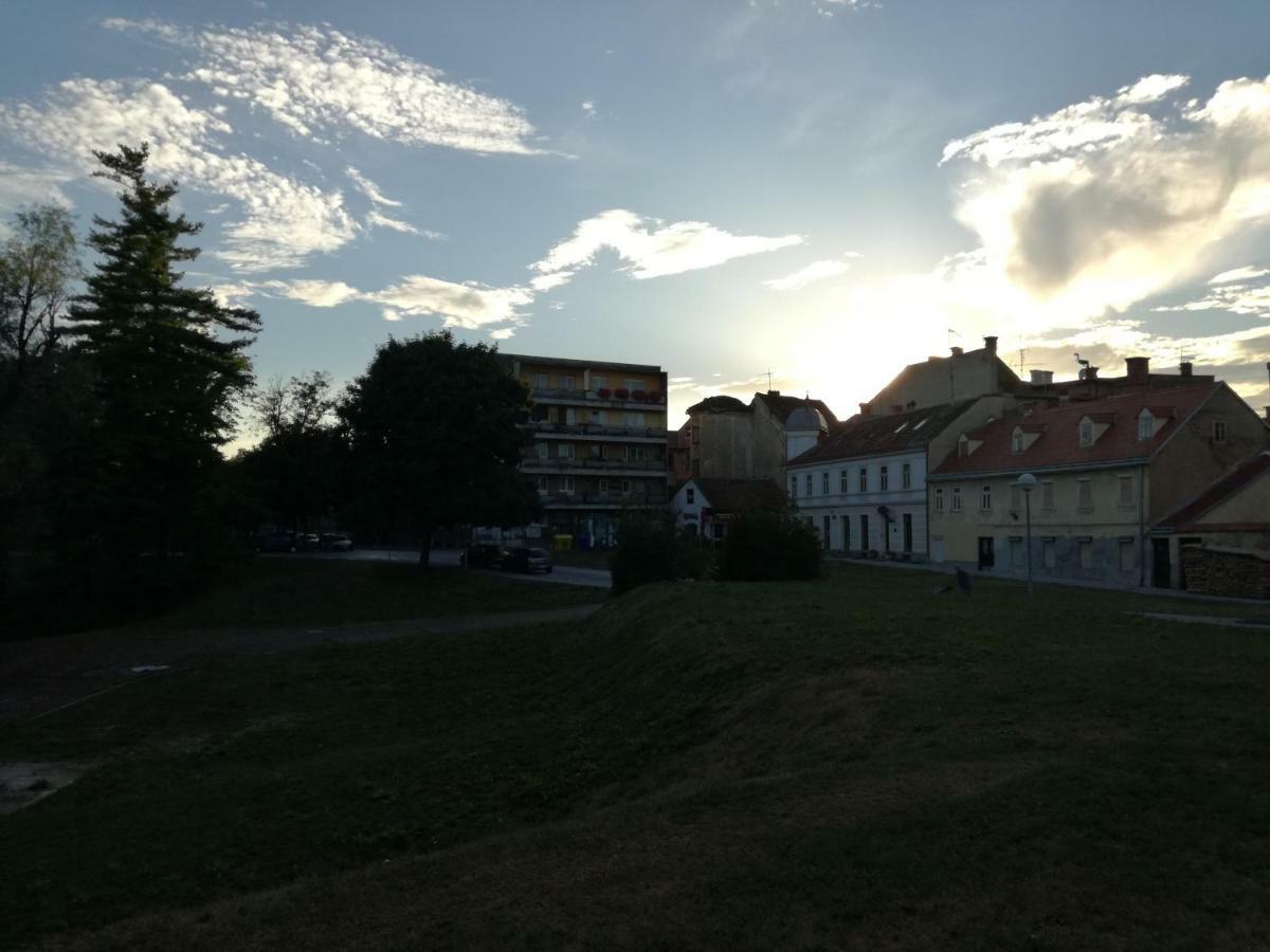 Apartmani N.May'S Karlovac Extérieur photo